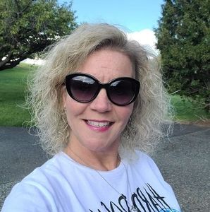 Meet your Posher, Nikki